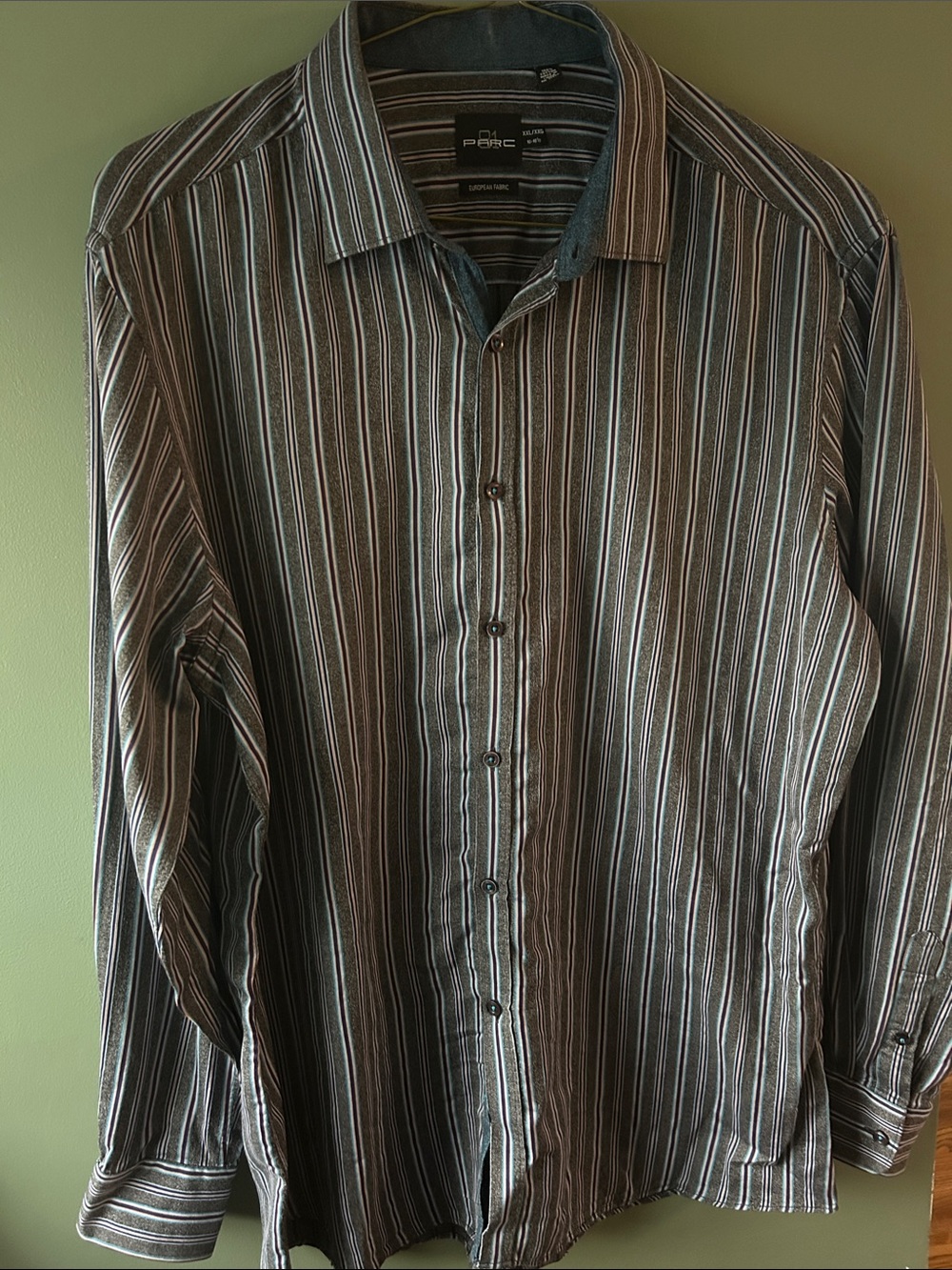 PARC 81 Mens Multi-Stripe Black and Gray Dress Shirt